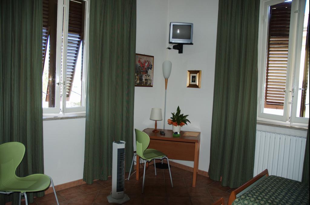 Affittacamere Villa Delia Lucca Kamer foto