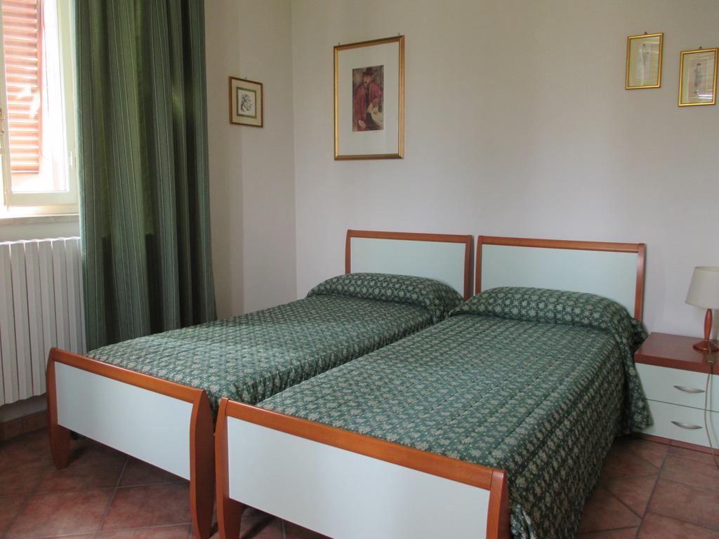 Affittacamere Villa Delia Lucca Buitenkant foto