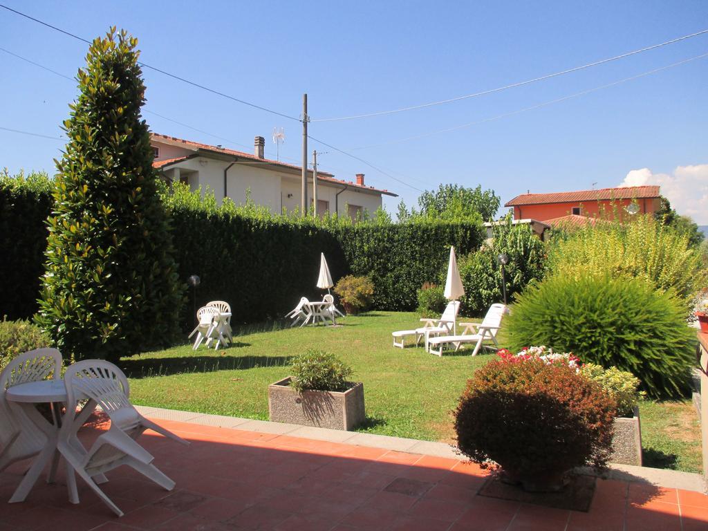 Affittacamere Villa Delia Lucca Buitenkant foto